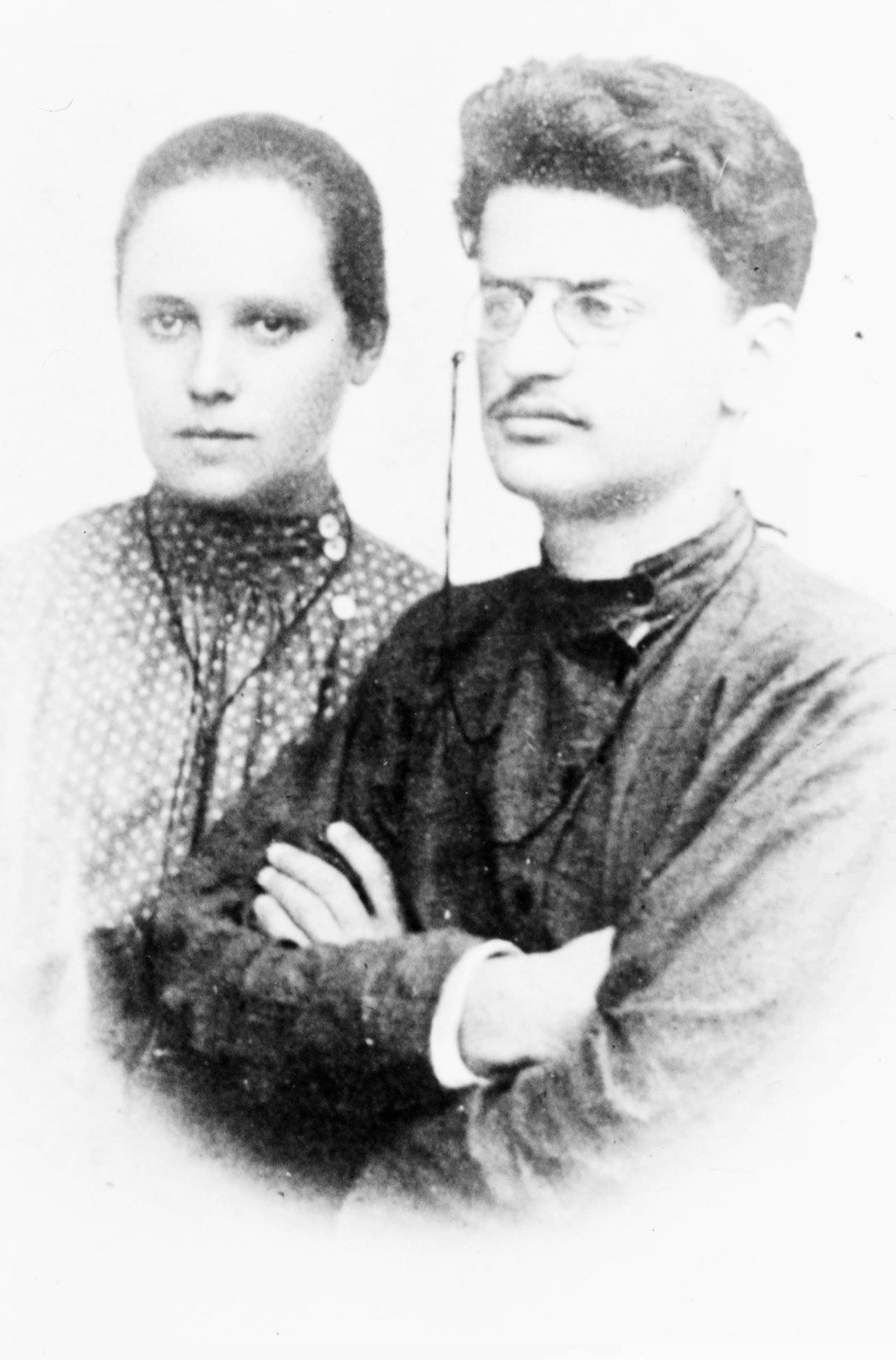Lev Bronstein/Trotsky with Alexandra Sokolovskaya during Siberian exile