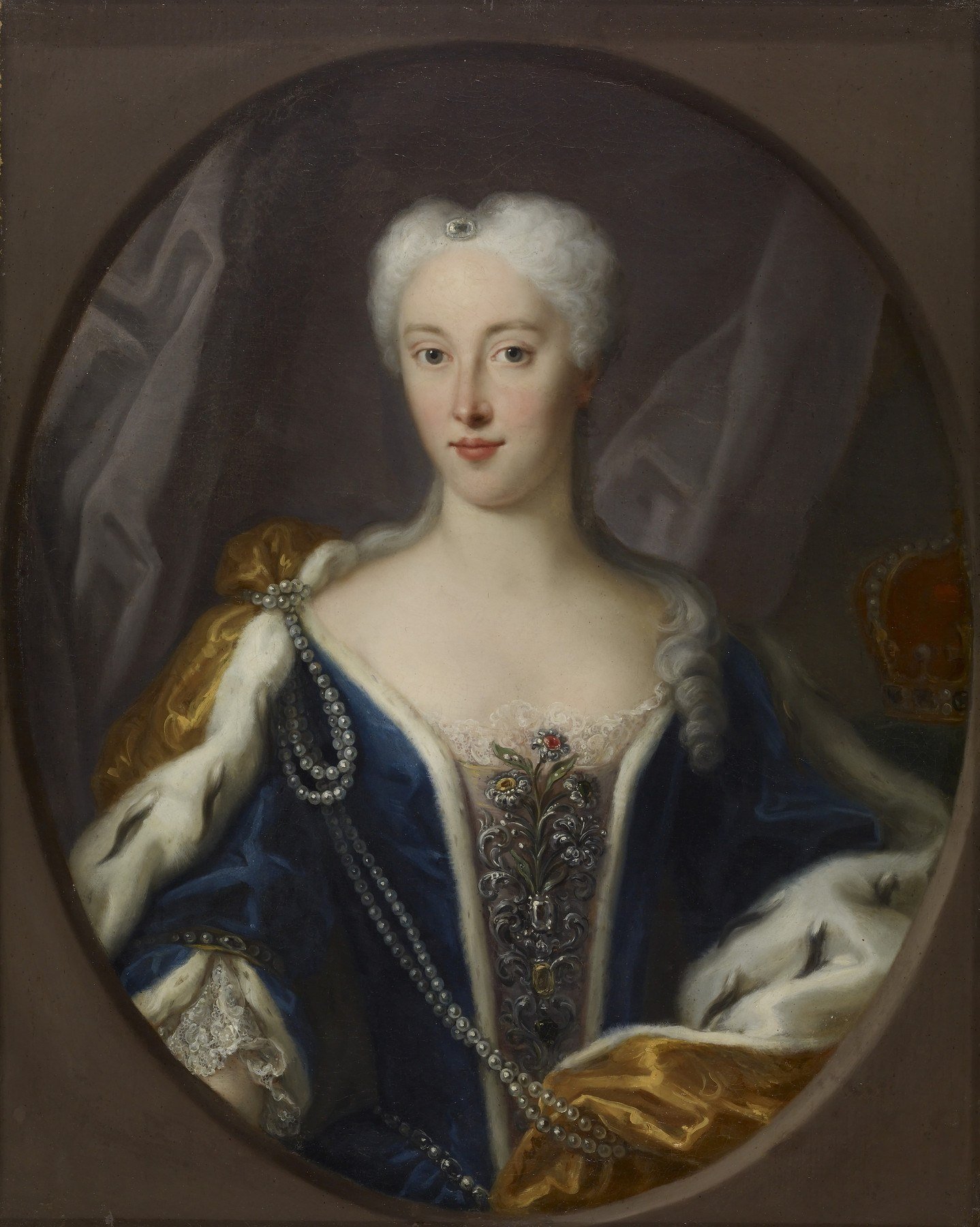 Oil portrait of Maria Clementina Sobieska in an elaborate early-eighteenth-century gown, with pearls and a crown beside her.