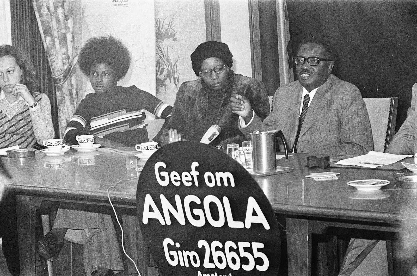 Agostinho Neto speaking at a press conference in Amsterdam in April 1975.