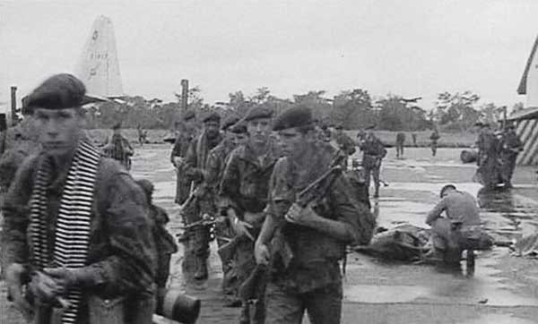Belgian para-commandos gathered on Stanleyville airfield during Operation Dragon Rouge in November 1964.