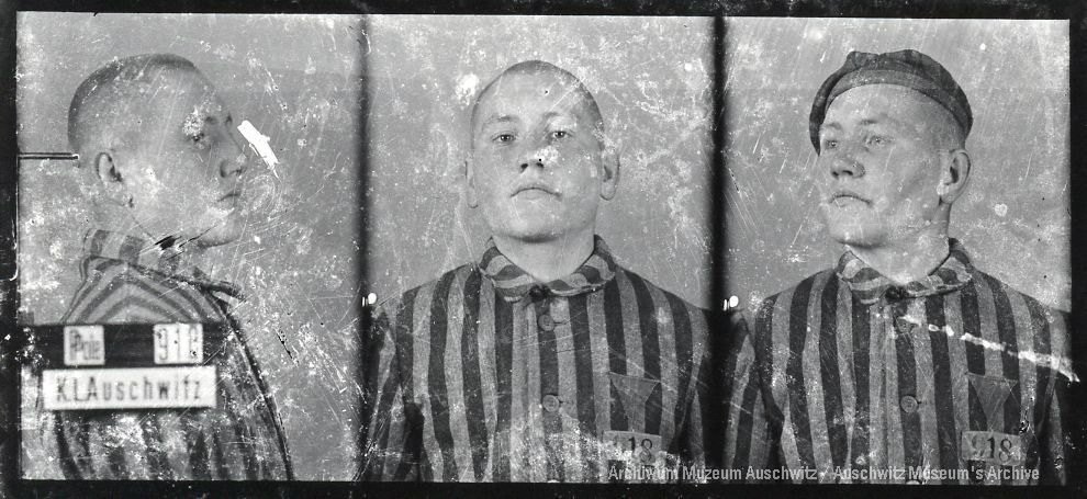Kazimierz Piechowski Auschwitz prisoner registration photographs
