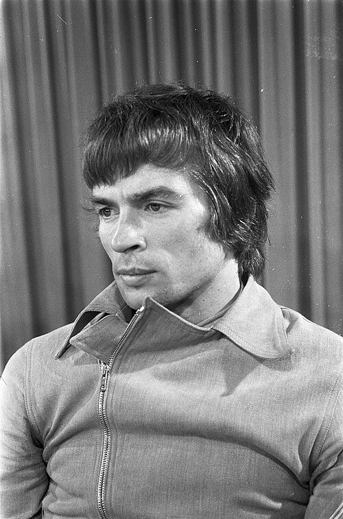 Rudolf Nureyev arriving at Schiphol Airport